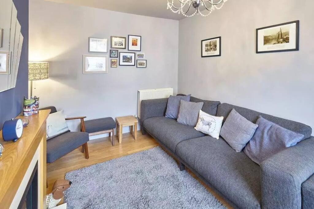May House 3 Bedroomed House Γουίτμπι Εξωτερικό φωτογραφία